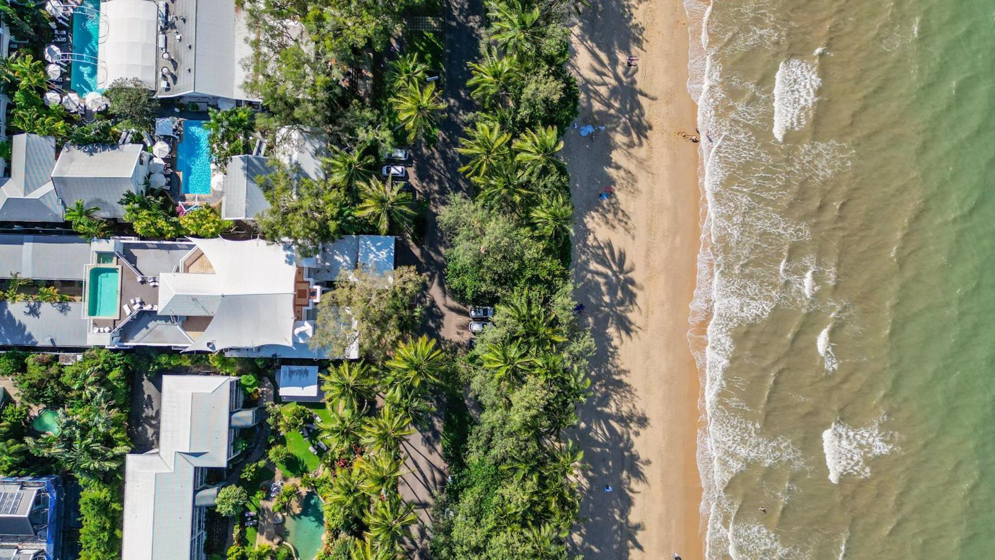 Sarayi Boutique Hotel Palm Cove Exteriör bild