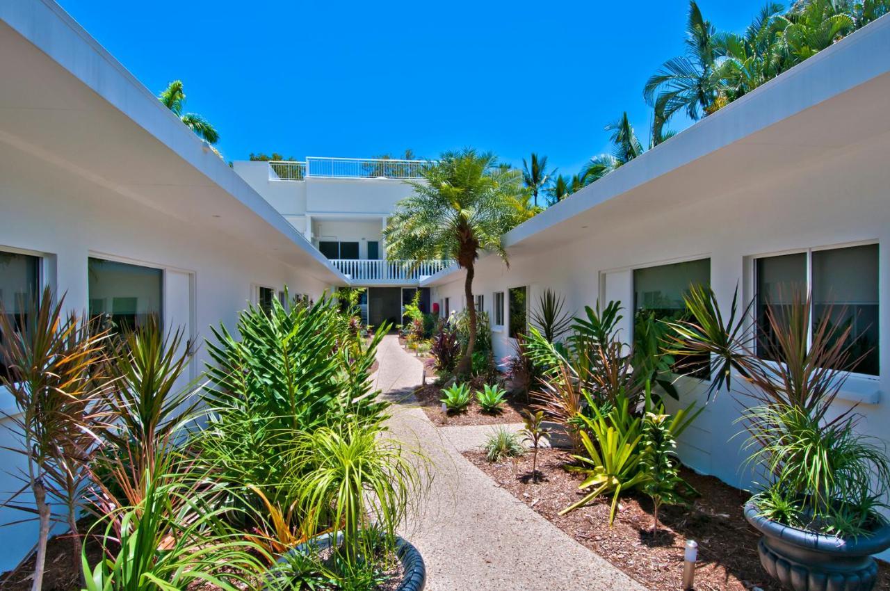 Sarayi Boutique Hotel Palm Cove Exteriör bild